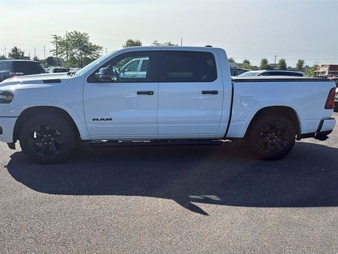 Used 2026 RAM 1500 Big Horn AWD/4WD image 2