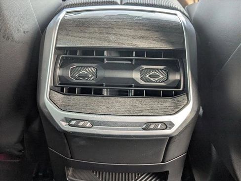 Certified 2023 BMW i7 xDrive60 image 16