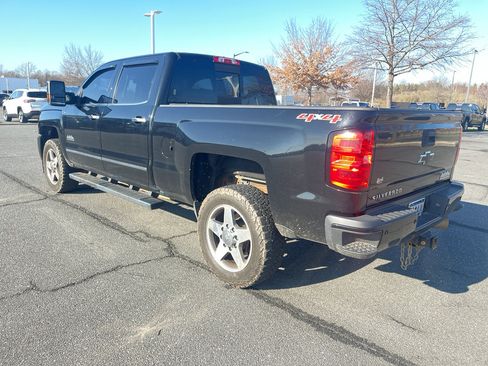 Used 2016 Chevrolet Silverado 2500 High Country w/ Duramax Plus Package image 7
