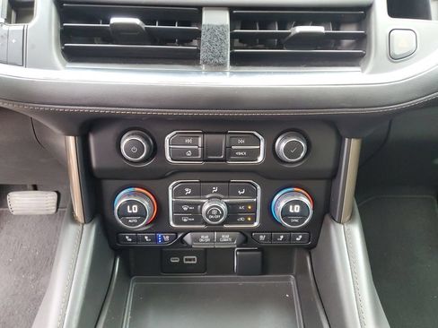 Used 2023 Chevrolet Tahoe High Country AWD/4WD image 33