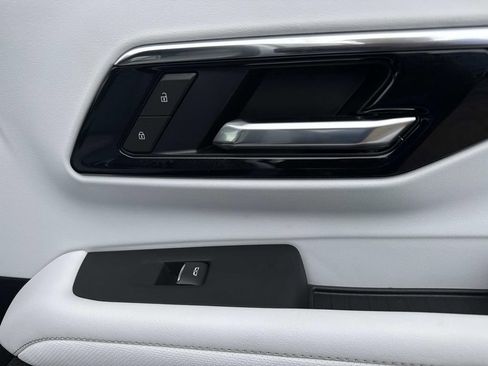 New 2026 Chevrolet Tahoe Premier RWD image 15
