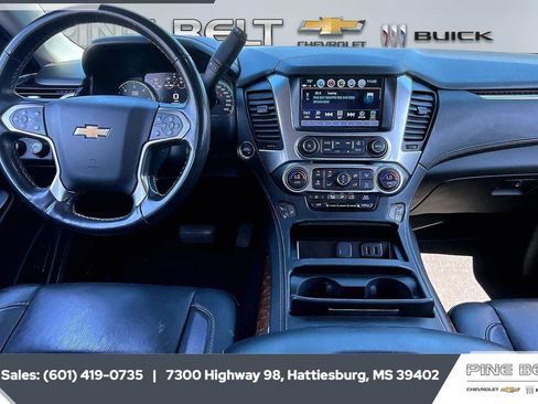 Certified 2020 Chevrolet Suburban Premier AWD/4WD image 13