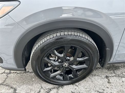 Used 2025 Honda HR-V Sport image 10