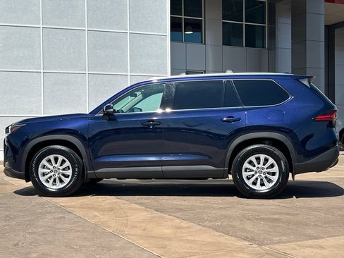 Certified 2026 Toyota Grand Highlander AWD Hybrid image 8