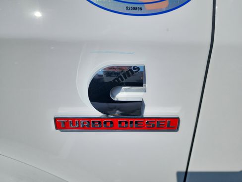 New 2026 RAM 5500 4x4 Crew Cab image 38