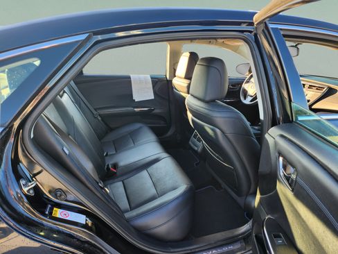 Used 2015 Toyota Avalon XLE Touring Sport Edition FWD image 23