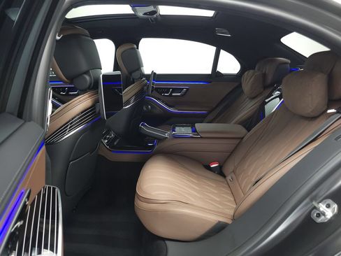 Used 2024 Mercedes-Benz S 63 AMG S image 30