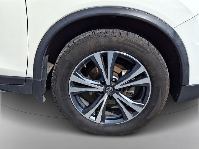 Used 2020 Nissan Rogue SV w/ Premium Package AWD/4WD image 8