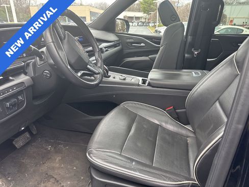 Used 2024 Cadillac Escalade Sport image 6