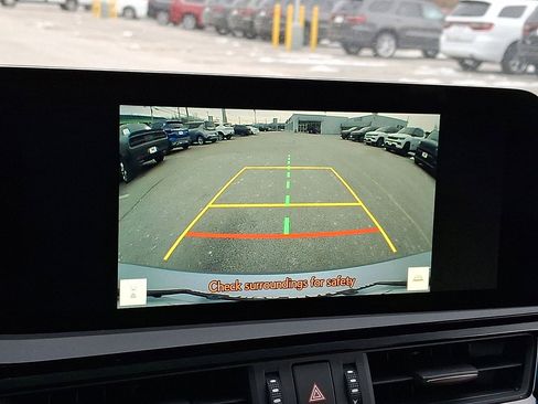 Used 2023 Lexus ES 300h F Sport image 15