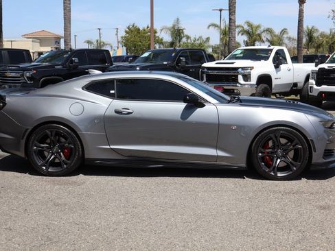 Used 2021 Chevrolet Camaro SS RWD image 10