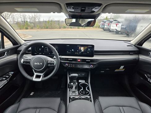 New 2026 Kia K5 EX FWD image 10