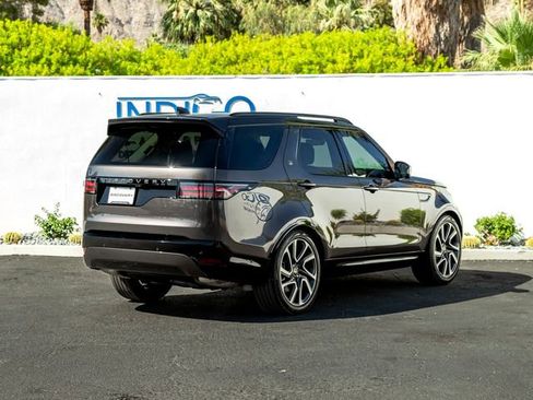 Used 2025 Land Rover Discovery Dynamic SE AWD/4WD image 6