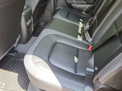 Used 2021 GMC Canyon AT4 w/ Driver Alert Package AWD/4WD image 10