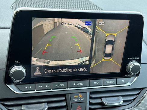 Used 2020 Nissan Altima 2.5 Platinum image 18