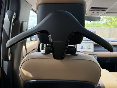 New 2025 Land Rover Defender 110 S image 26