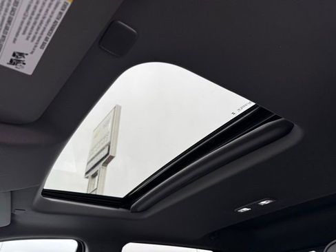 Certified 2024 GMC Sierra 1500 Denali w/ Denali Reserve Package image 6