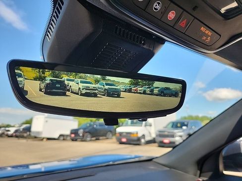 Used 2025 Chevrolet Equinox RS w/ Safety and Technology Package AWD/4WD image 22