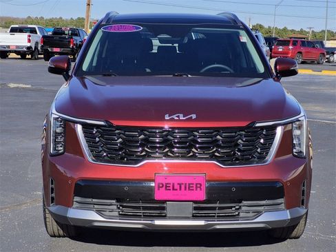 Used 2025 Kia Sorento S w/ Panoramic Sunroof Package image 2
