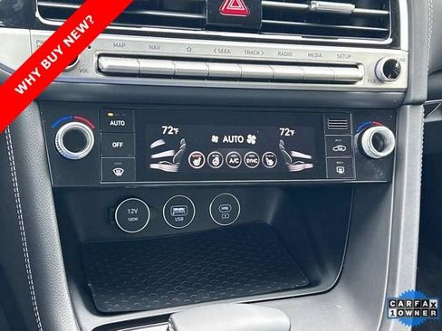 Used 2025 Genesis G70 2.5T AWD/4WD image 30