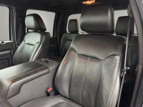 Used 2011 Ford F250 Lariat w/ Lariat Interior Pkg AWD/4WD image 11