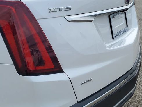Used 2020 Cadillac XT5 Premium Luxury AWD/4WD image 33