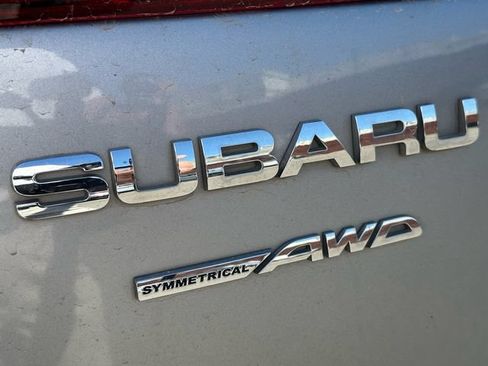 Used 2011 Subaru Outback 2.5i Premium w/ Popular Equipment Group 3B AWD/4WD image 11
