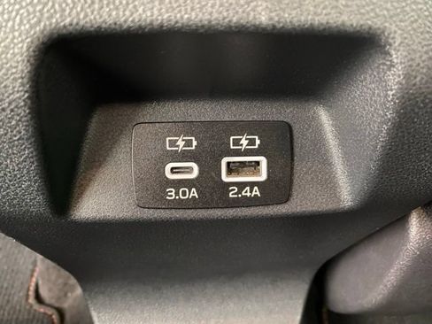 Used 2024 Subaru Crosstrek 2.5i Limited AWD/4WD image 13