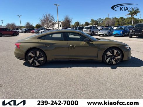 Used 2022 Audi RS e-tron GT w/ Carbon Performance Package image 1