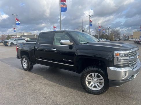 Used 2018 Chevrolet Silverado 1500 LTZ image 2