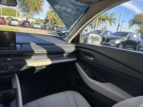 Used 2024 Honda Accord EX image 15