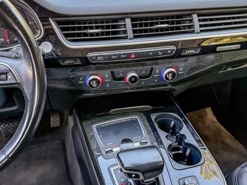 Used 2017 Audi Q7 2.0T Premium image 7