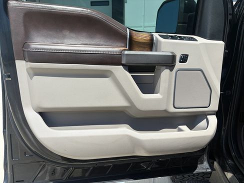 Used 2019 Ford F150 Limited w/ Trailer Tow Package AWD/4WD image 19