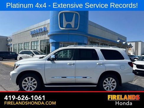 Used 2020 Toyota Sequoia Platinum AWD/4WD image 1