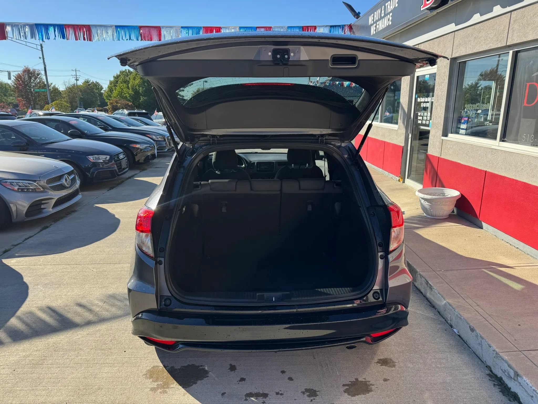 Used 2021 Honda HR-V Sport image 15