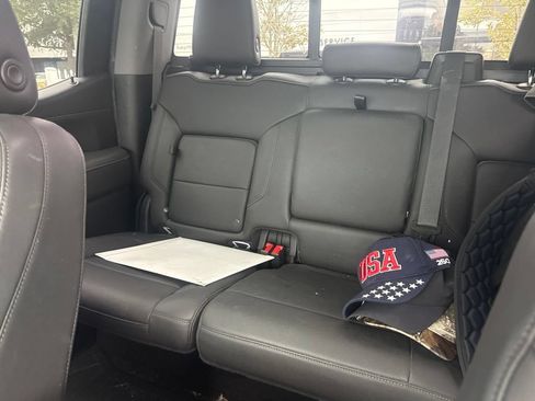 Used 2022 GMC Sierra 1500 SLT w/ SLT Premium Plus Package RWD image 6