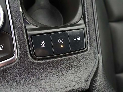 Used 2024 Cadillac XT4 Premium Luxury image 47