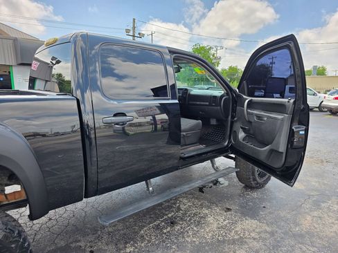 Used 2013 GMC Sierra 1500 SLE w/ Power Tech Package AWD/4WD image 19