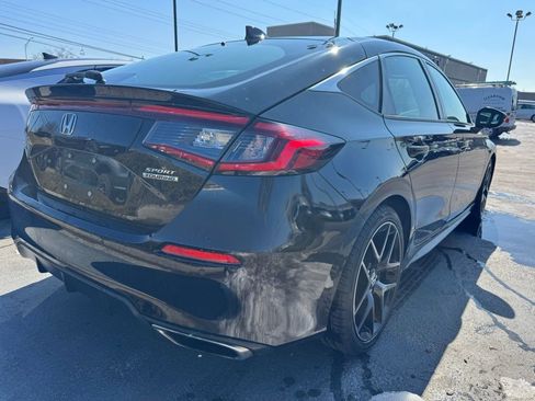 Used 2022 Honda Civic Sport Touring image 4