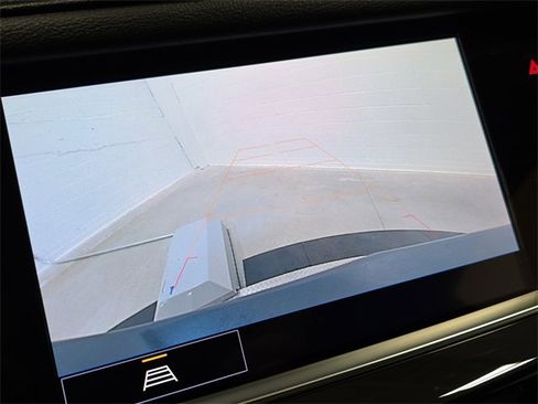 Used 2021 Cadillac XT5 Premium Luxury image 23