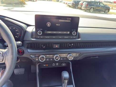 Used 2023 Honda CR-V Sport image 18