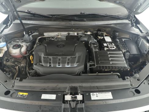 Used 2020 Volkswagen Tiguan SE R-Line image 7