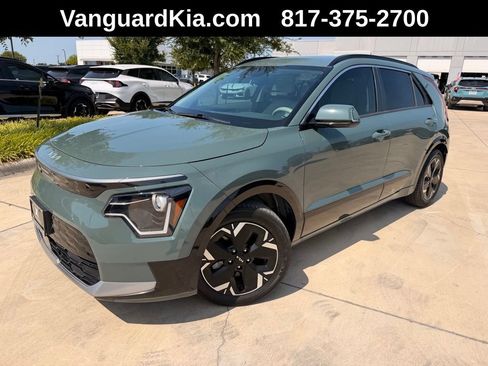 Used 2023 Kia Niro Wind FWD image 1