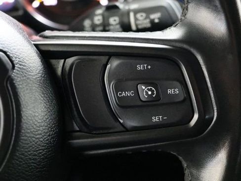 Used 2022 Jeep Wrangler Unlimited Sport image 22