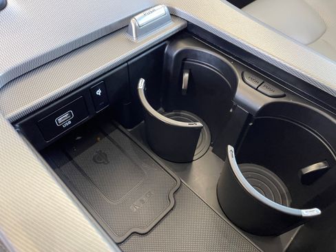 Used 2022 Hyundai Palisade SEL w/ 8P Bench Seat Package image 33