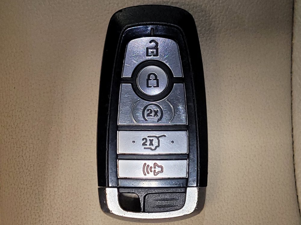 Used 2020 Ford Edge SEL w/ Convenience Package FWD image 32
