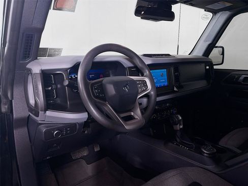 Used 2021 Ford Bronco 2-Door w/ Sasquatch Package AWD/4WD image 16