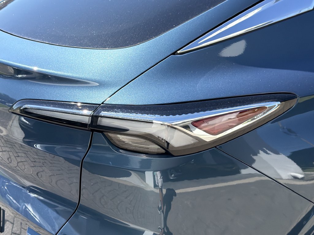 New 2026 Buick Envista Sport Touring FWD image 12