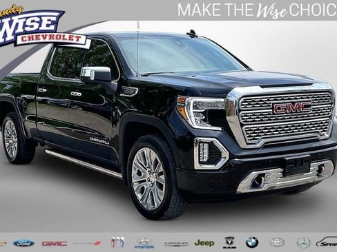 Used 2021 GMC Sierra 1500 Denali w/ Denali Premium Package AWD/4WD image 1
