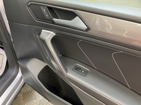 Used 2024 Volkswagen Tiguan Wolfsburg Edition image 42